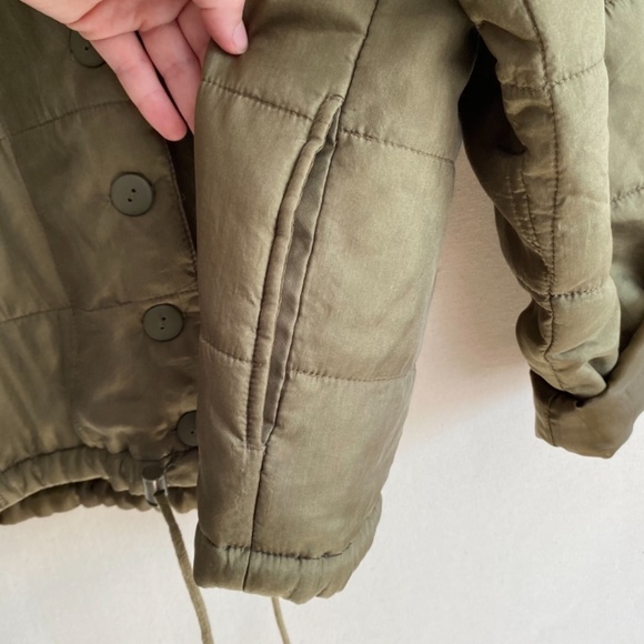Vintage 90s Bogari Studio Army Green Oversized Silk Boxy Quilted Jacket Size M/L - Picture 4 of 11